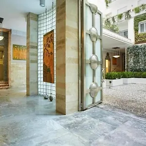 Palazzo Beltrade ميلان