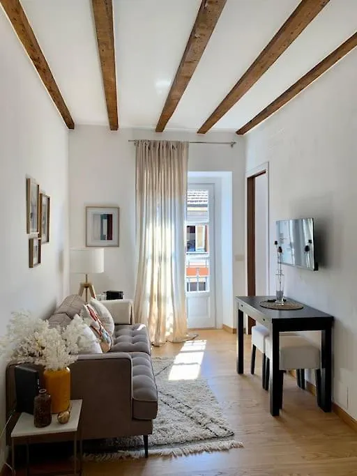Cute Apartment - City Center Milan Italy